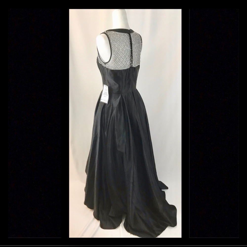 Sleeveless ball gown with crystal beads low hi 118